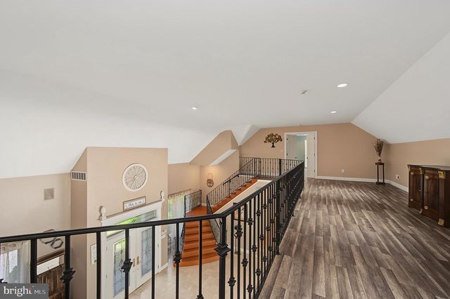 214 W LIEBIG ST, Egg Harbor City, NJ 08215