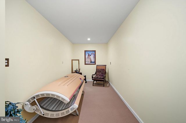 214 W LIEBIG ST, Egg Harbor City, NJ 08215