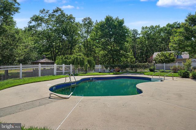 214 W LIEBIG ST, Egg Harbor City, NJ 08215