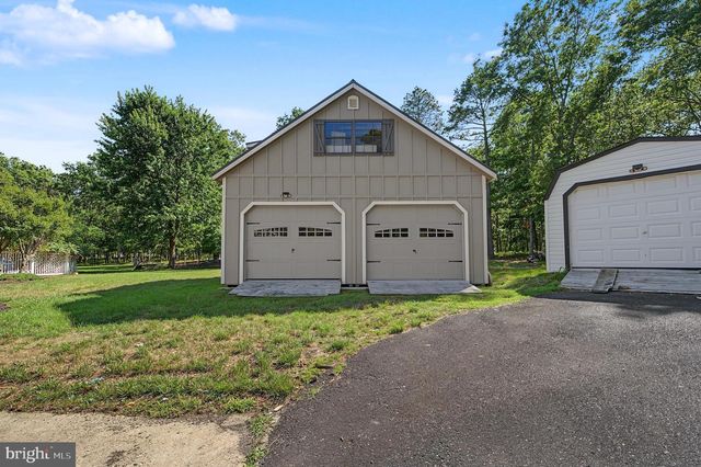 214 W LIEBIG ST, Egg Harbor City, NJ 08215