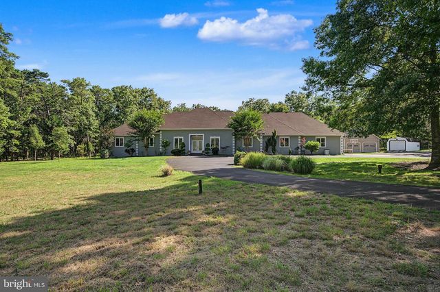 214 W LIEBIG ST, Egg Harbor City, NJ 08215