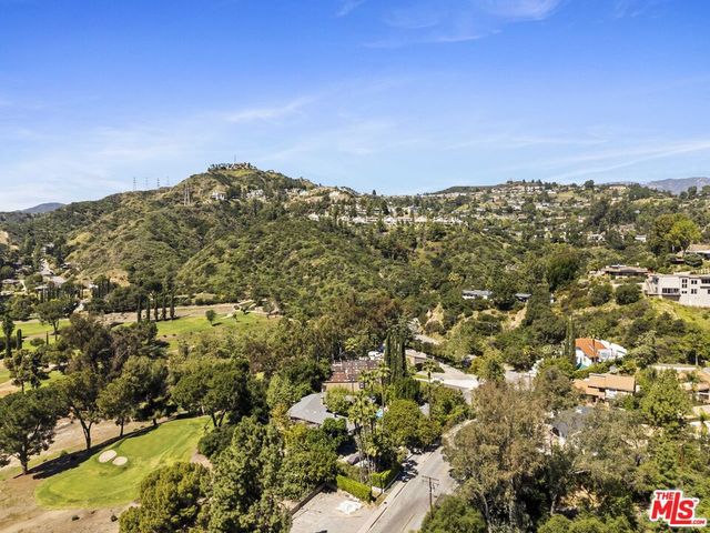 3275 Buckingham Road, Glendale, CA 91206