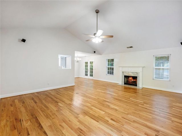 8765 Covestone Drive, Gainesville, GA 30506