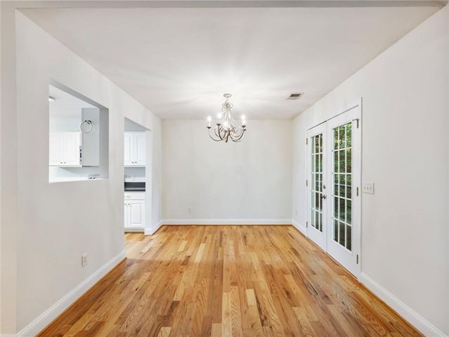 8765 Covestone Drive, Gainesville, GA 30506