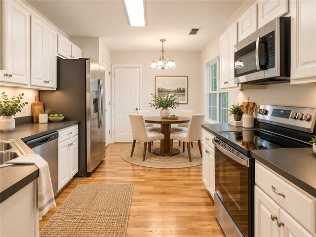 8765 Covestone Drive, Gainesville, GA 30506