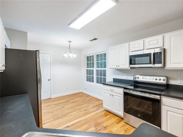 8765 Covestone Drive, Gainesville, GA 30506
