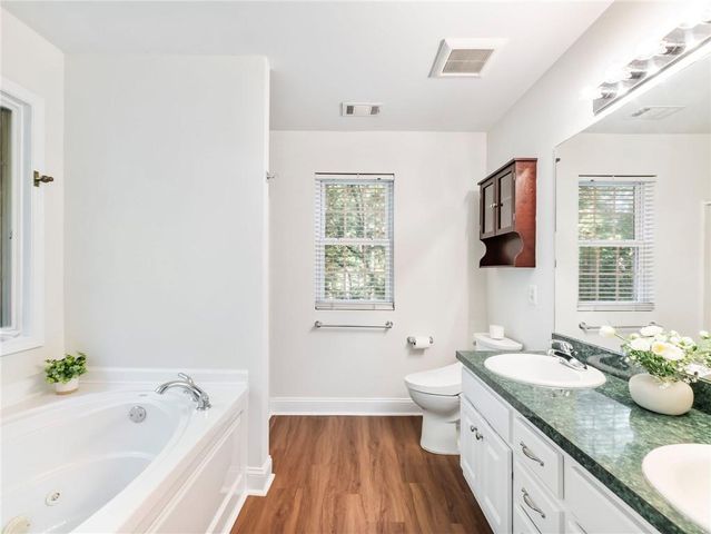 8765 Covestone Drive, Gainesville, GA 30506