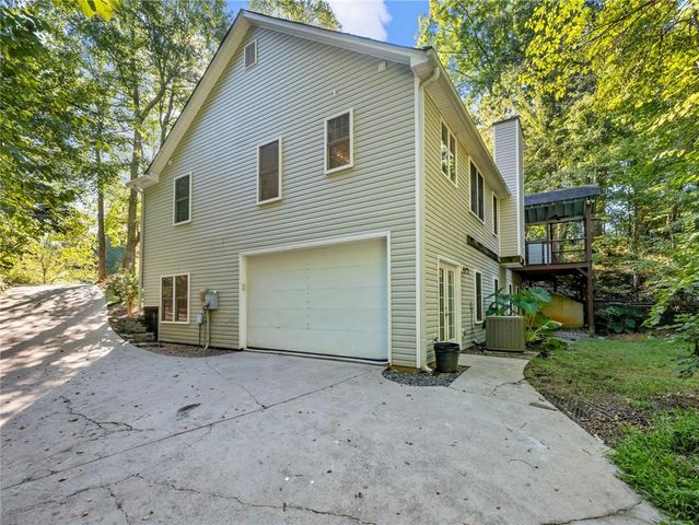8765 Covestone Drive, Gainesville, GA 30506