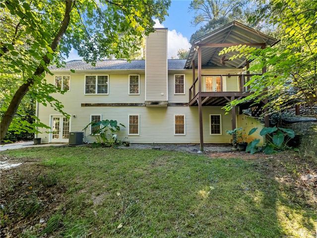8765 Covestone Drive, Gainesville, GA 30506