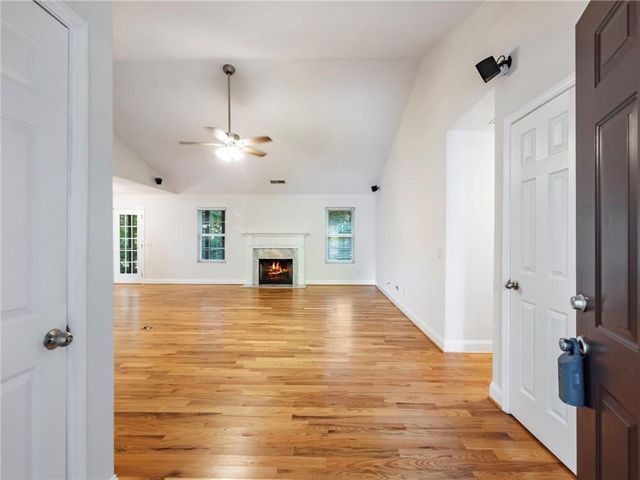 8765 Covestone Drive, Gainesville, GA 30506