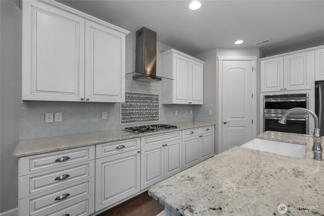 9344 Cedarbough Court NE, Lacey, WA 98516