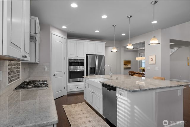 9344 Cedarbough Court NE, Lacey, WA 98516