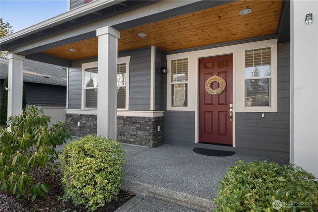 9344 Cedarbough Court NE, Lacey, WA 98516