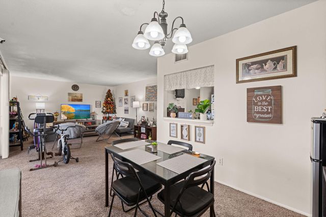 903 COUNTRY CLUB Drive SE J, Rio Rancho, NM 87124