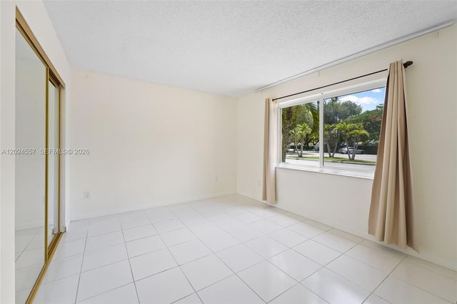 7920 Camino Real M-109, Miami, FL 33143