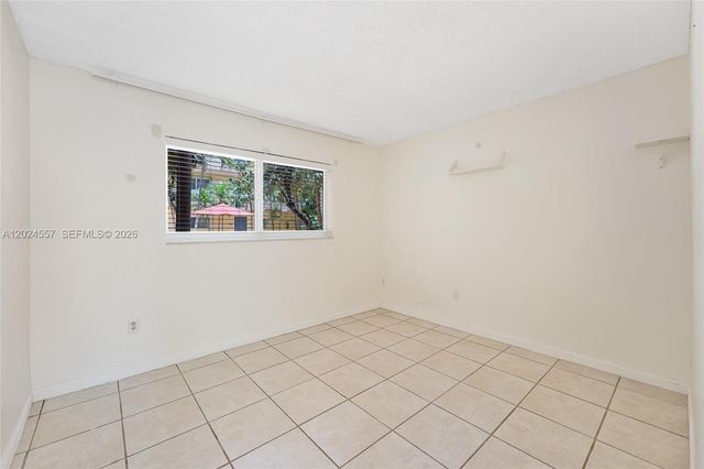 7920 Camino Real M-109, Miami, FL 33143