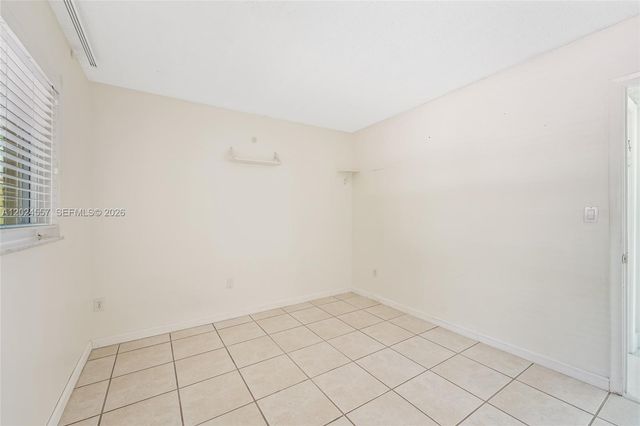 7920 Camino Real M-109, Miami, FL 33143