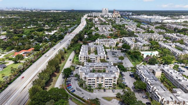 7920 Camino Real M-109, Miami, FL 33143