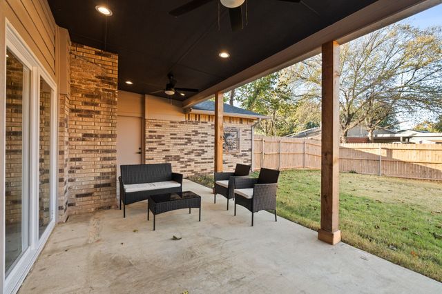 8629 Baumgarten Drive, Dallas, TX 75228