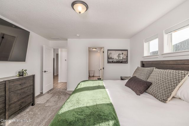 10121 N BELGRAVE LOOP, Hayden, ID 83835