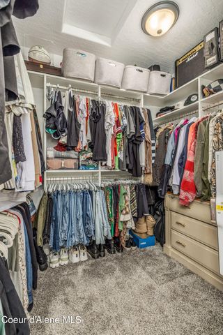 10121 N BELGRAVE LOOP, Hayden, ID 83835