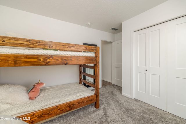 10121 N BELGRAVE LOOP, Hayden, ID 83835