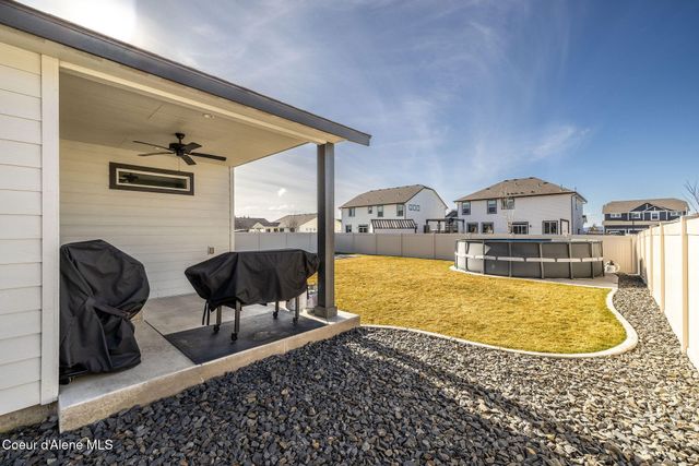 10121 N BELGRAVE LOOP, Hayden, ID 83835