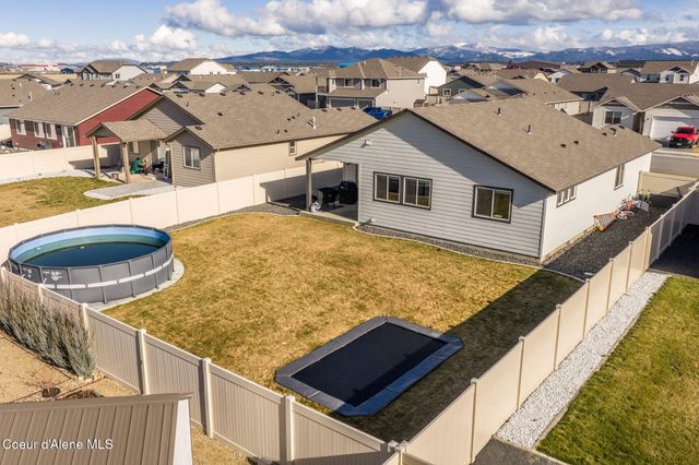 10121 N BELGRAVE LOOP, Hayden, ID 83835