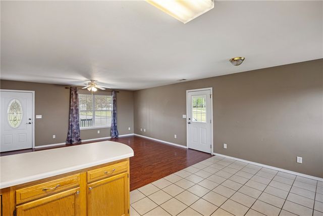 500 Upper McGuire Loop, Russellville, AR 72802