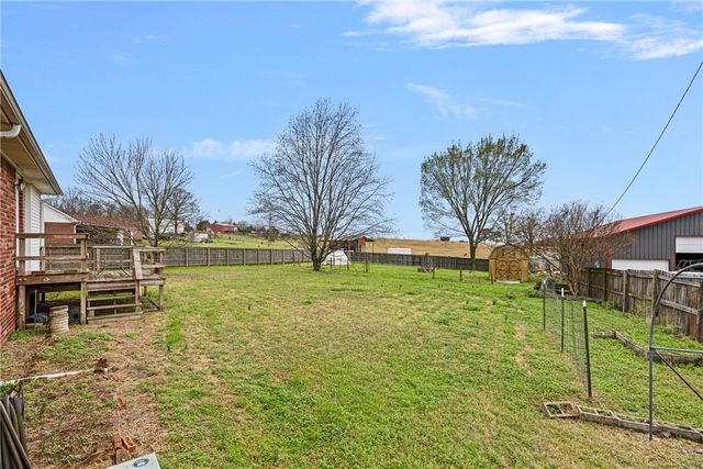 500 Upper McGuire Loop, Russellville, AR 72802