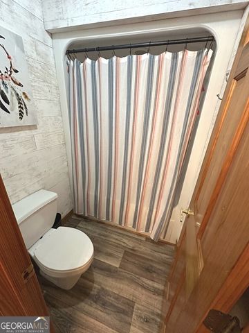 4448 Old Lake Park Road, Valdosta, GA 31601