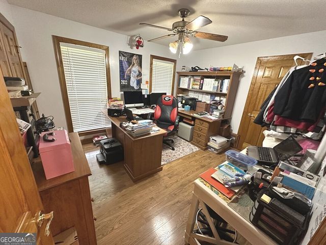 4448 Old Lake Park Road, Valdosta, GA 31601