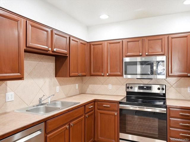 15800 E 121st Avenue D2, Brighton, CO 80603