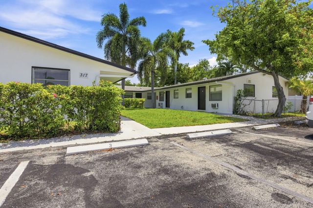 317 N 61ST Terrace 7, Hollywood, FL 33024