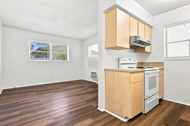 317 N 61ST Terrace 7, Hollywood, FL 33024