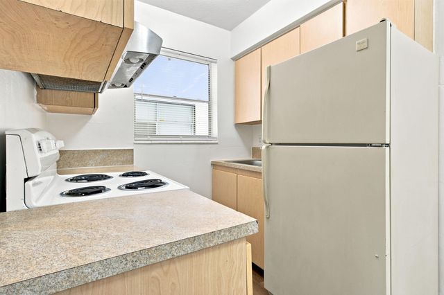 317 N 61ST Terrace 7, Hollywood, FL 33024