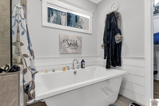 273 Moon Bay U7, Kuttawa, KY 42055