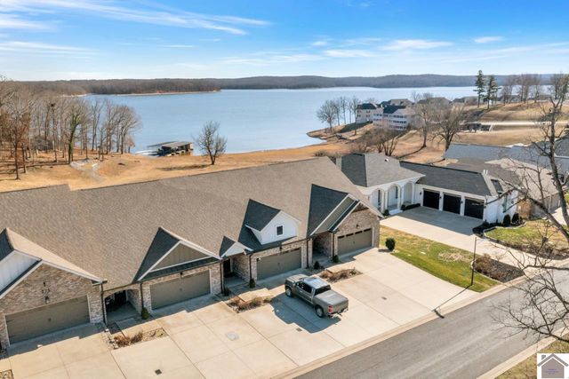 273 Moon Bay U7, Kuttawa, KY 42055