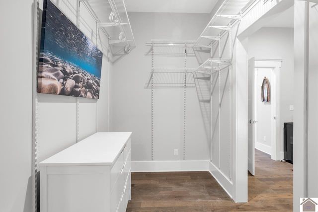 273 Moon Bay U7, Kuttawa, KY 42055