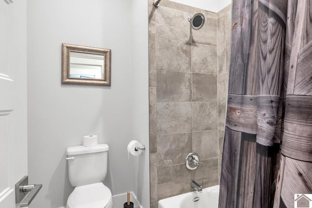 273 Moon Bay U7, Kuttawa, KY 42055