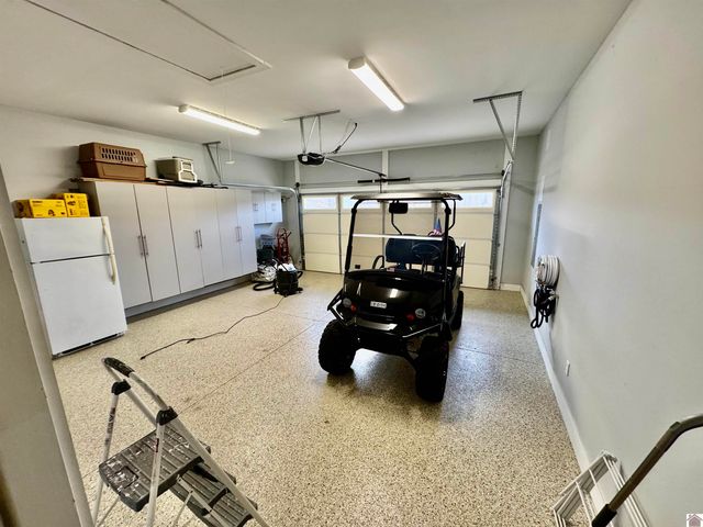 273 Moon Bay U7, Kuttawa, KY 42055