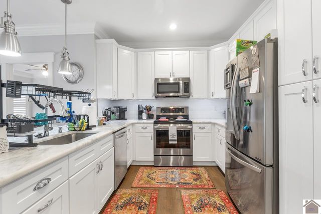 273 Moon Bay U7, Kuttawa, KY 42055