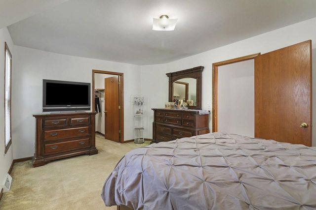 5112 18th AVENUE, Kenosha, WI 53140