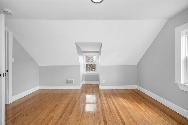 8 Mount Auburn St, Lawrence, MA 01843