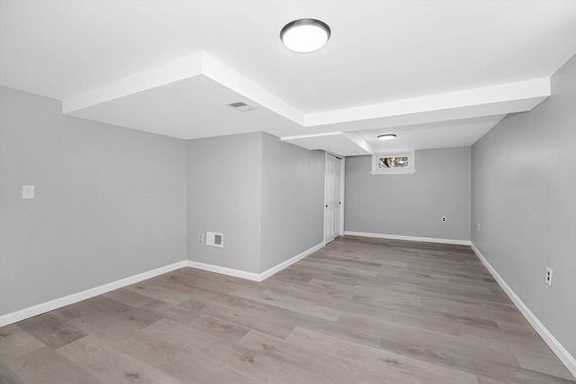 8 Mount Auburn St, Lawrence, MA 01843