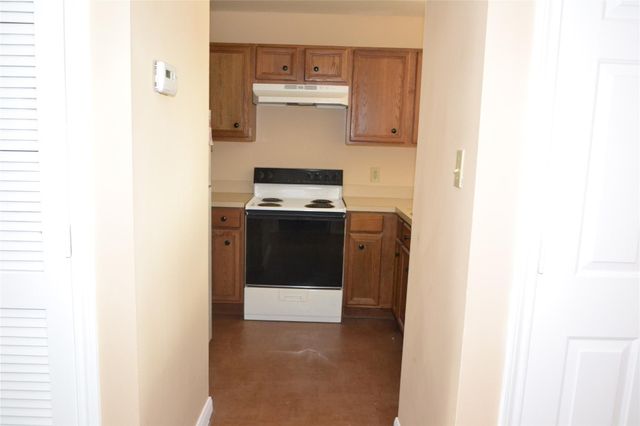 304 Dell Court 6, Houston, TX 77009