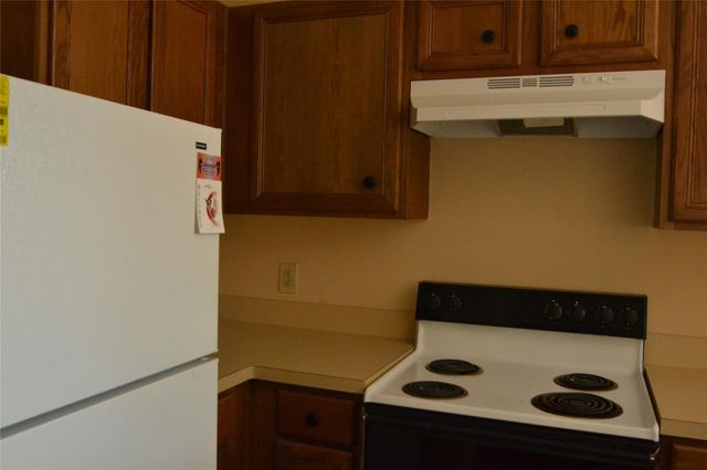 304 Dell Court 6, Houston, TX 77009