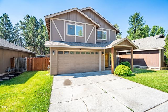 20269 Knightsbridge Place, Bend, OR 97702
