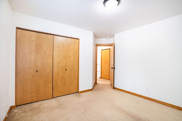 20269 Knightsbridge Place, Bend, OR 97702