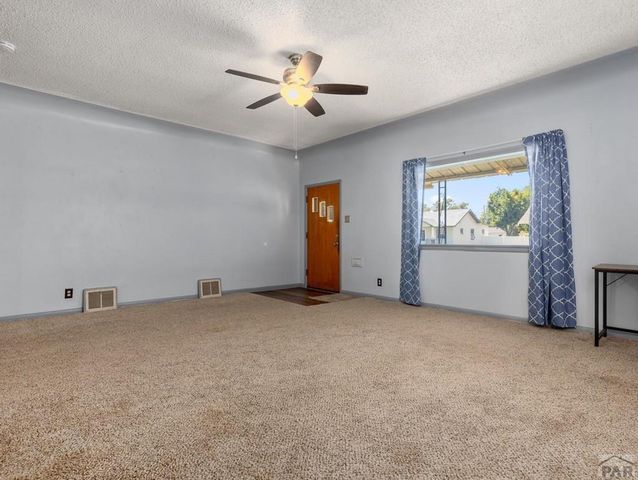 615 Veta Ave, Pueblo, CO 81004